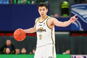开云登录入口-媒体人：大学生后卫球员最欣赏的CBA后卫 80%～90%的答案是赵继伟